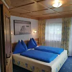 Finkenhof Bed & Breakfast