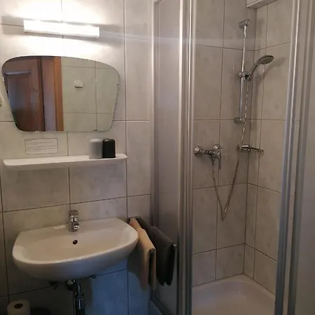 לינה וארוחת בוקר Finkenhof *